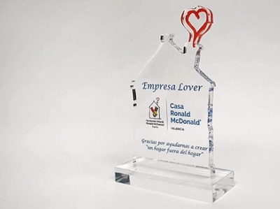 Découpe CNC de méthacrylate et polycarbonate